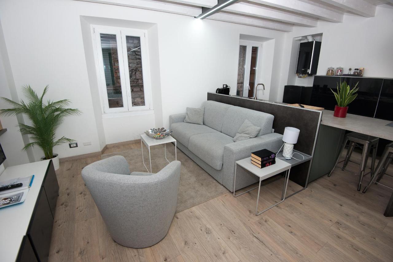 Larius Apartment Como Eksteriør billede