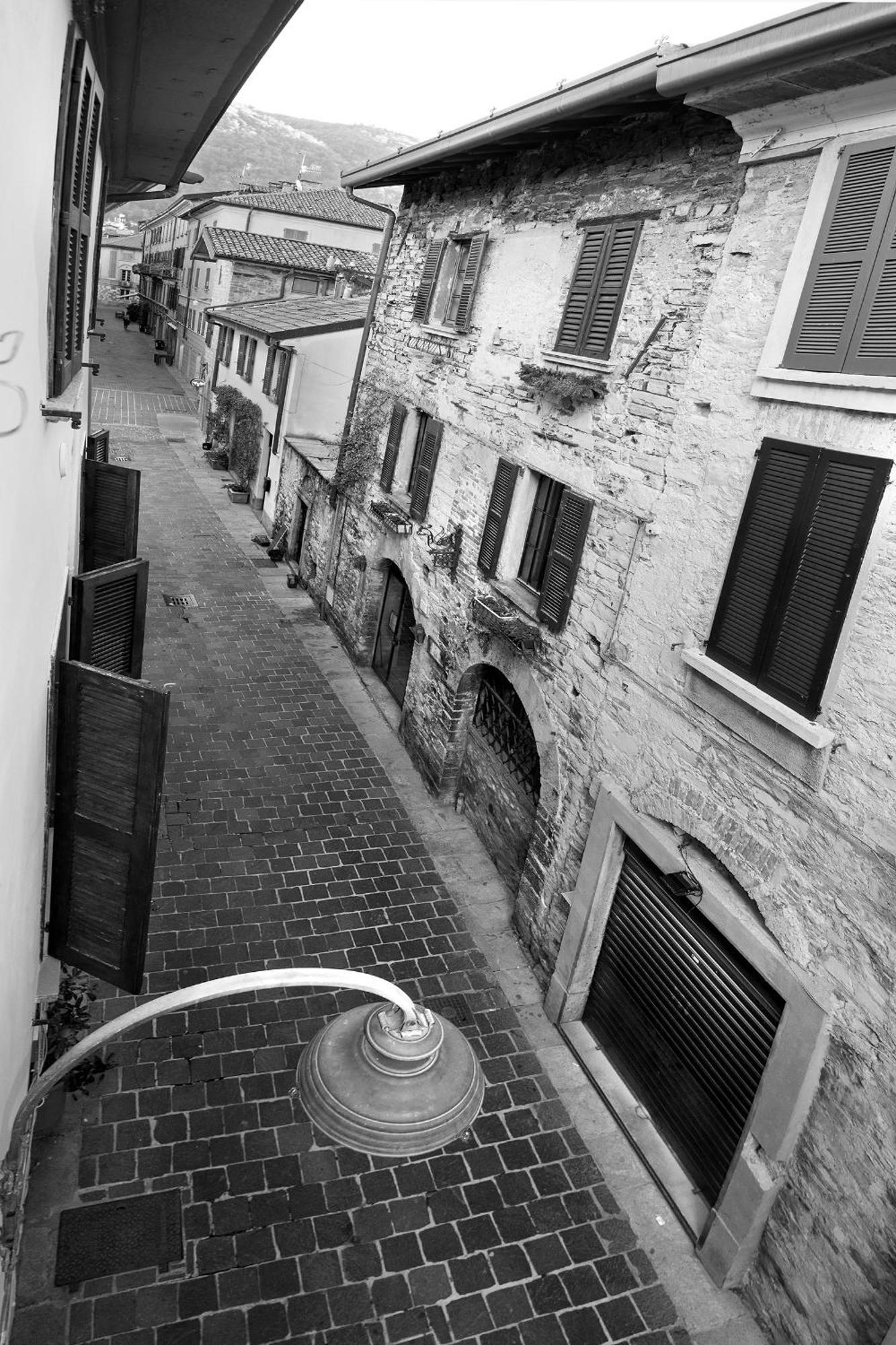 Larius Apartment Como Eksteriør billede